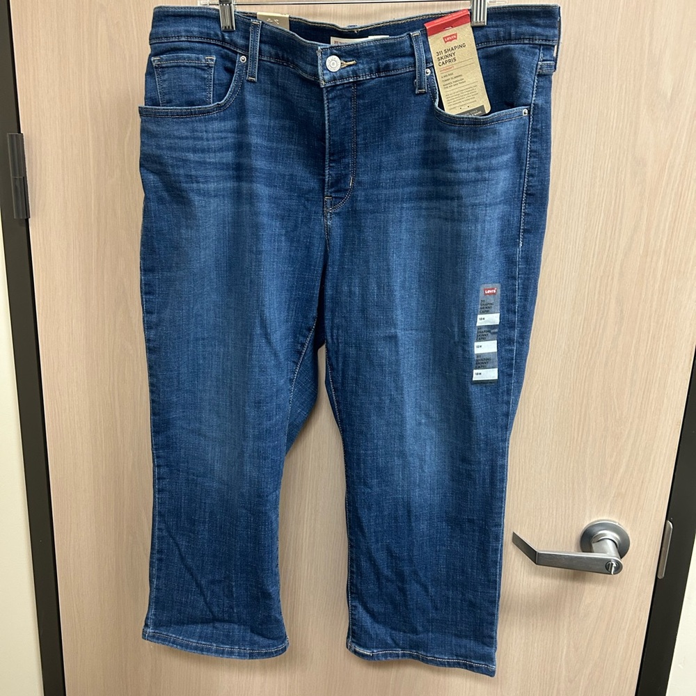 Levi's Relaxed Fit Dark Blue Jeans